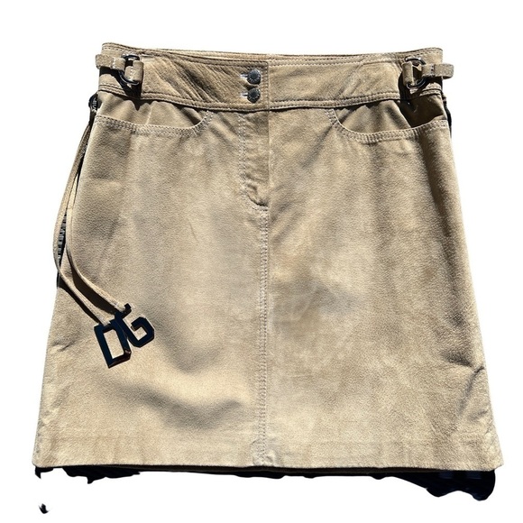 Dolce & Gabbana Tan Suede D&G Silver Buckle Logo Boho Short Mini Skirt - Picture 1 of 13